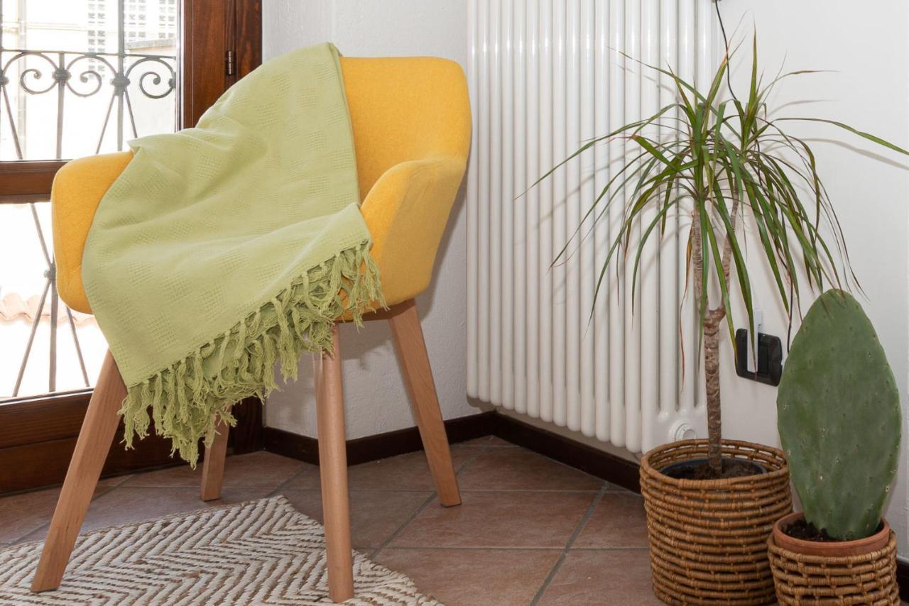 Apartament Cozy Studio In Old Town Como Zewnętrze zdjęcie